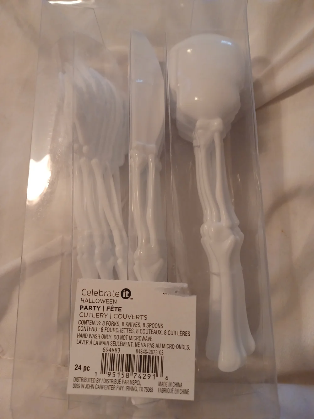 24 PC Halloween White Decorative Plastic Flatware Set 8 Forks 8 Knifes 8 Spoons